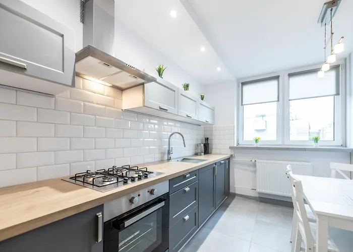 Na Szewskiej Przy Rynku I Jarmarku Bozonarodzeniowym *